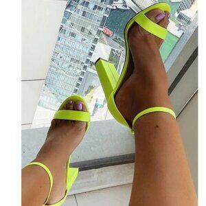 Neon Heel